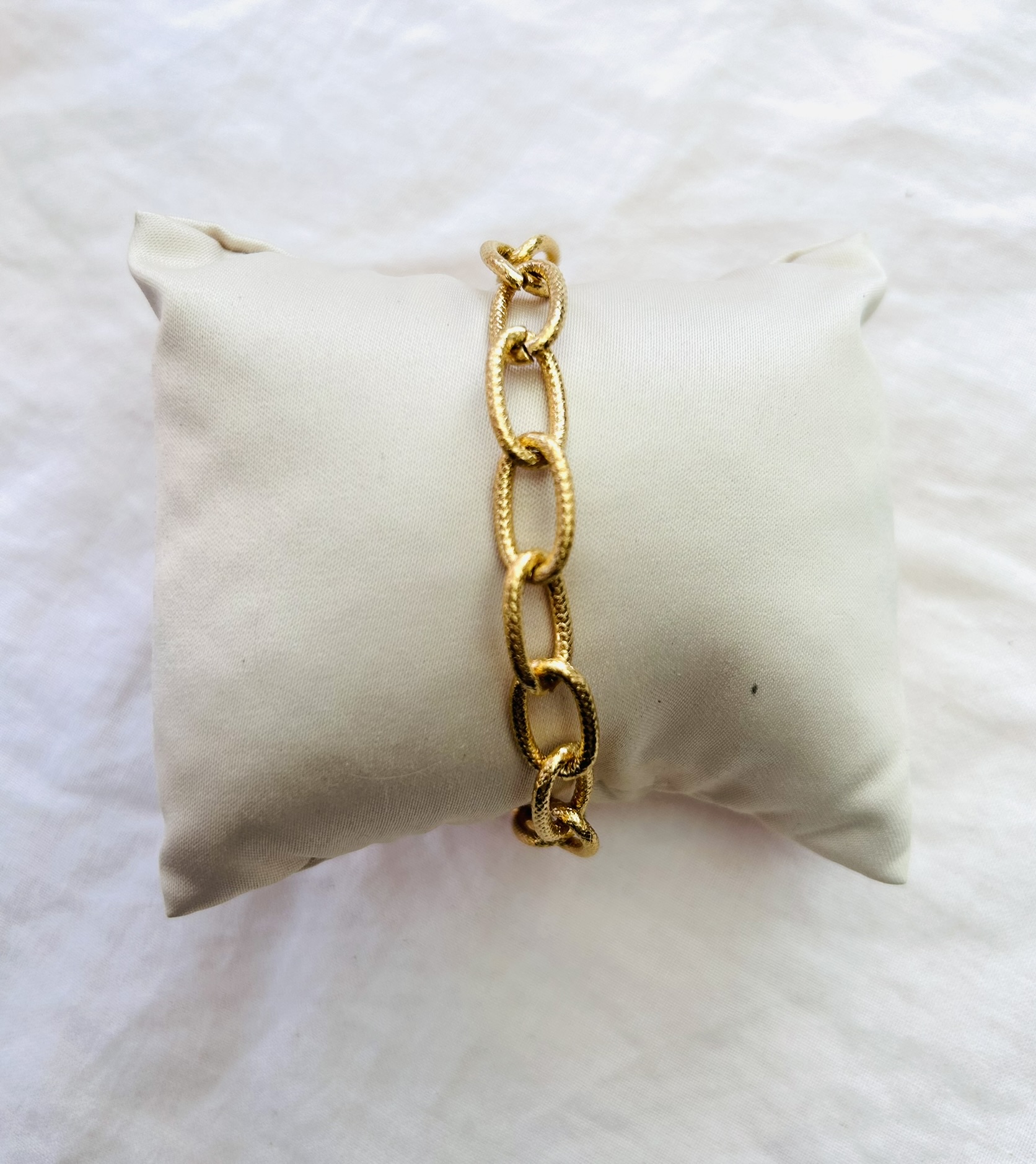 Armband goudkleurig schakel